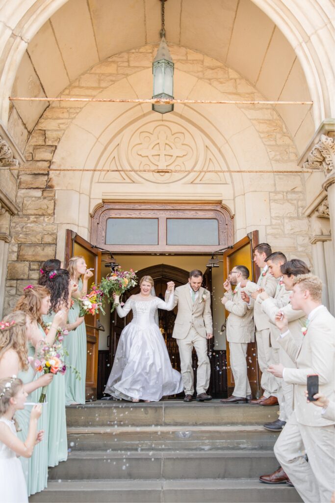 Catholic Church Cleveland Ohio Wedding Photos Downtown