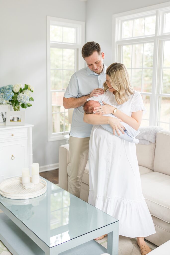 Cleveland newborn photographer in home newborn light and airy photography