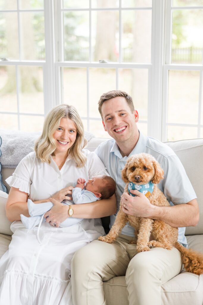 Cleveland family photographer in home with pets