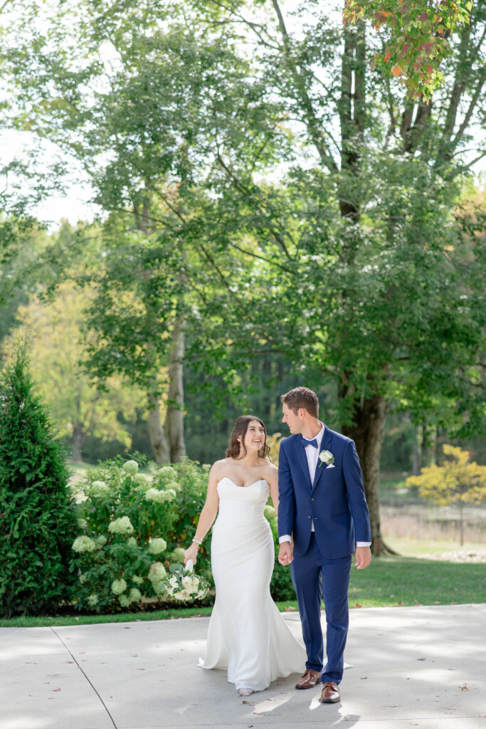 Sun Valley Wedding Chagrin Falls Wedding Bride & Groom Outdoor